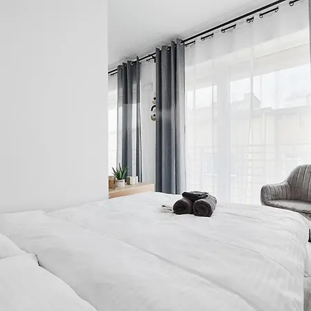 Aparthouse Piotrkowska Apartment